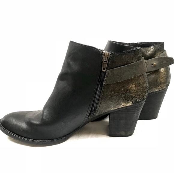 Dolce Vita 'Jossie' Ankle Bootie in Black/Gold Vegan Leather Women's Size 8 $120 - Picture 3 of 11